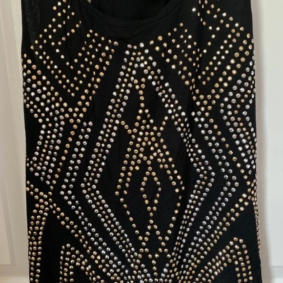 💥🎉HP🎉💥 Forever 21 Black Stretch Racerback Scoop Neck Tank Gold Silver Studs - Picture 11 of 11